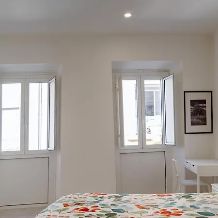 公寓 In Centro Di Charme Con Terrazza! 卡利亚里